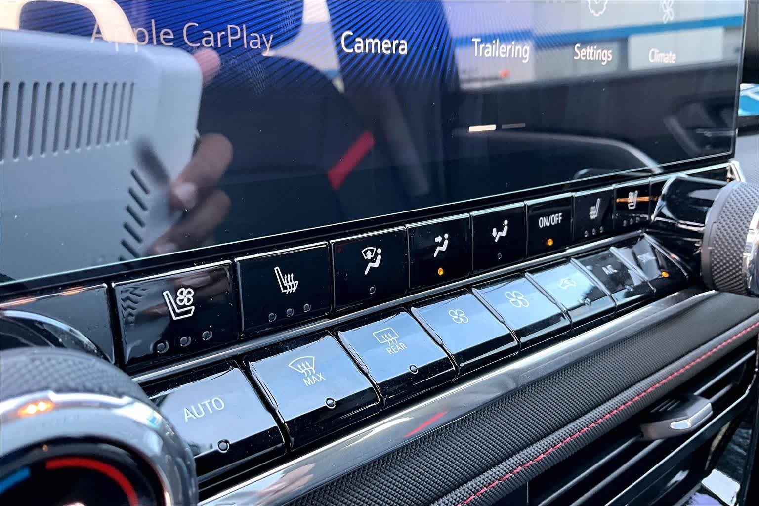 2026 Chevrolet Colorado Z71 - Photo 19