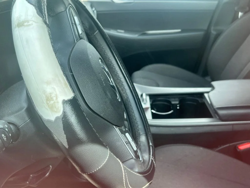 Used 2021 White Hyundai SEL image 7