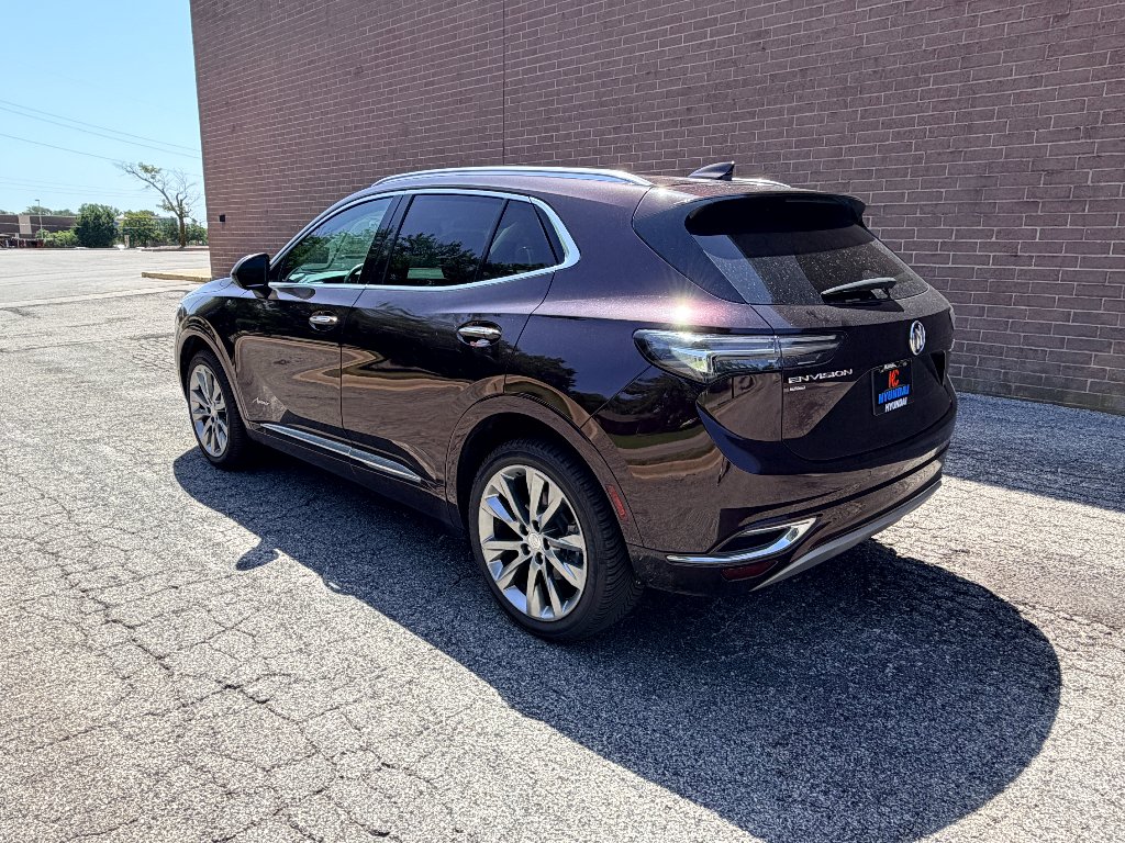 Used 2021 Rich Garnet Metallic Buick Avenir image 3