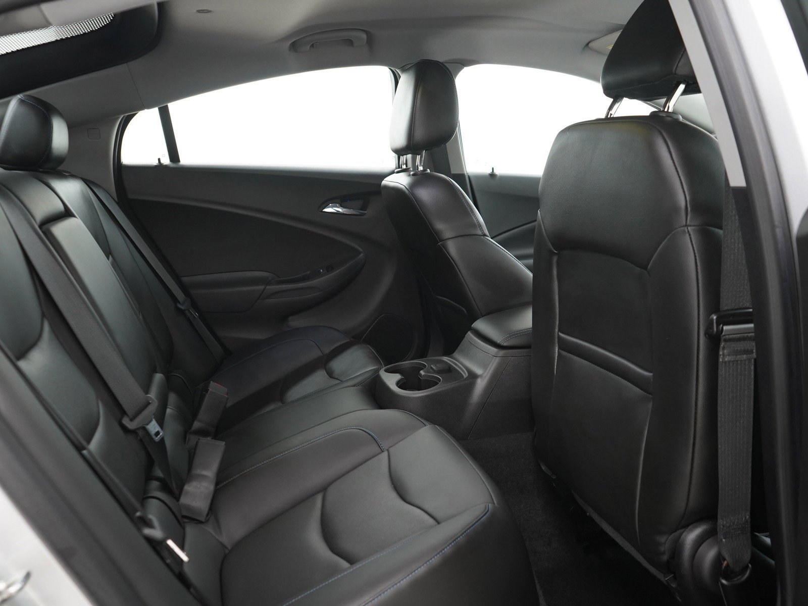 Used 2018 Silver Ice Metallic Chevrolet Lt image 12