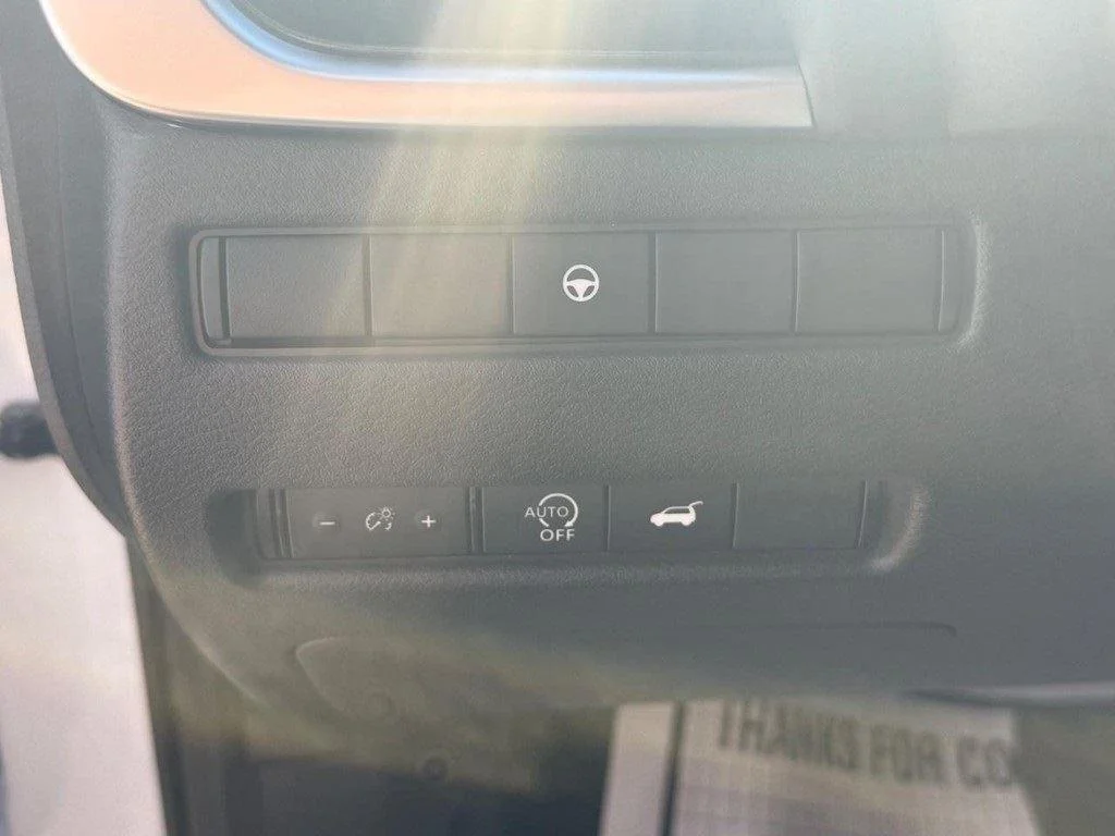 2026 Nissan Rogue SV - Photo 13