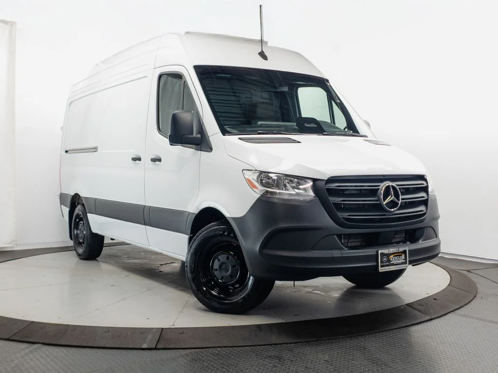 2025 Mercedes-Benz Sprinter 2500 144 WB HO's photo
