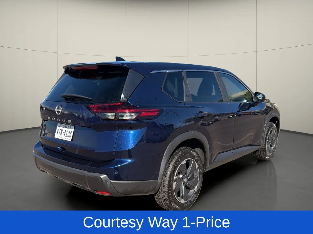 Used 2025 Blue Nissan SV image 9