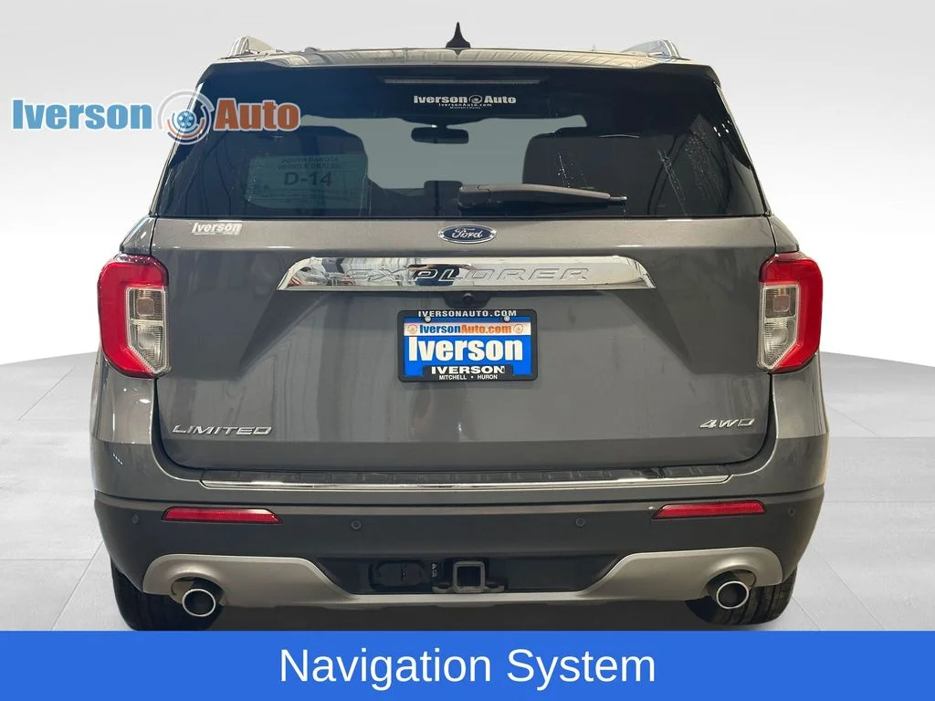Used 2023 Gray Ford Limited image 8