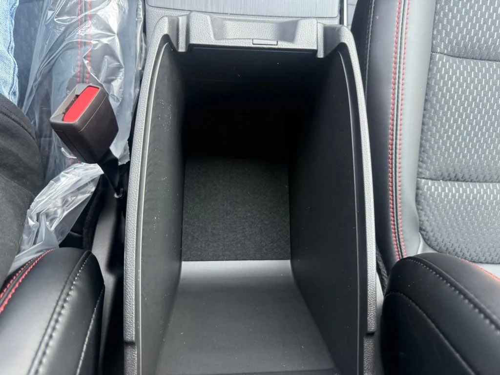 New 2026 Space Silver Metallic Ford ST-Line Select image 28