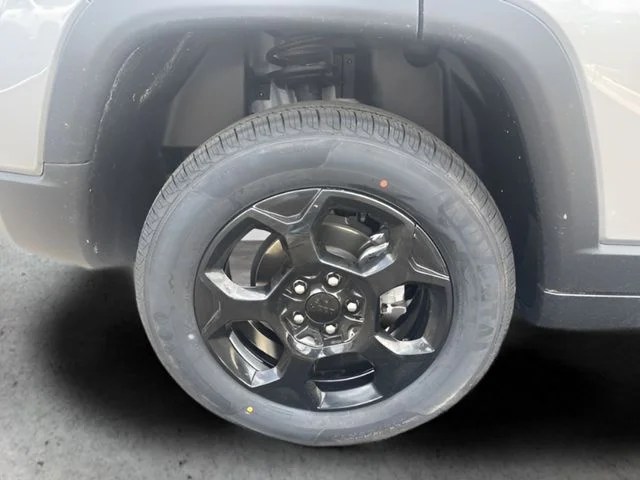 Certified Used 2023 Silver Jeep Trailhawk image 23
