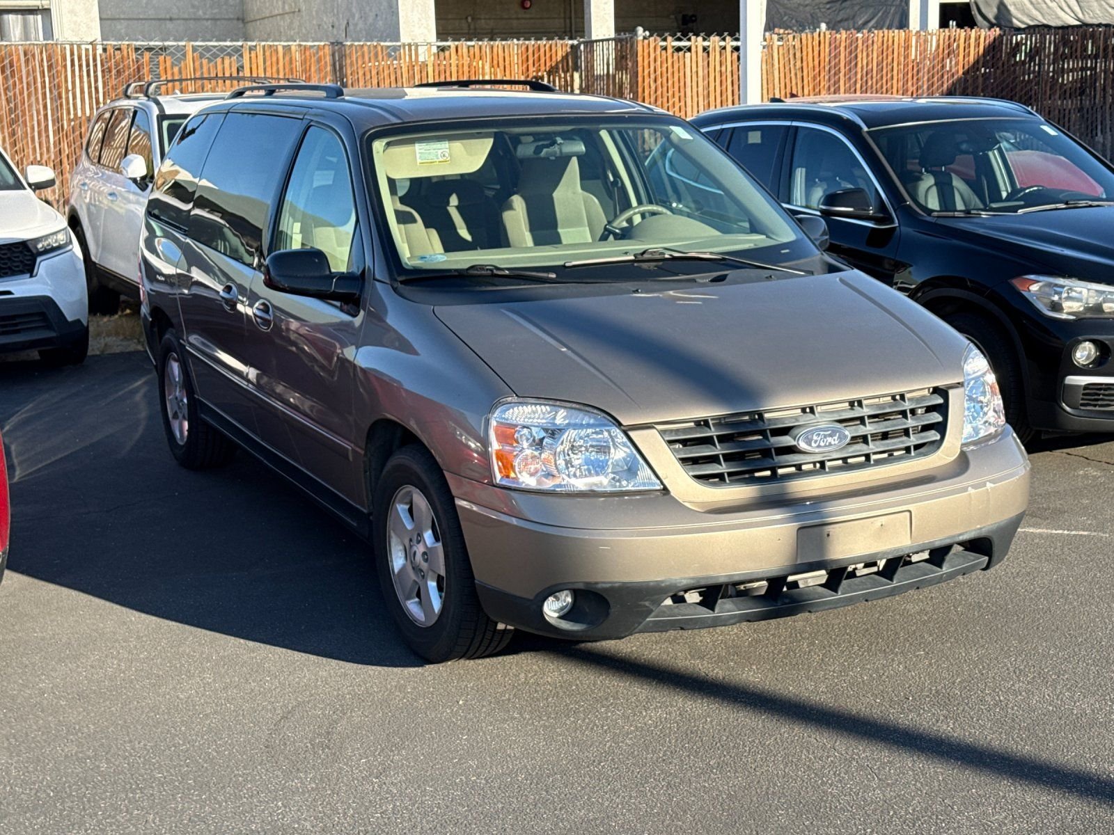 Used 2004 Ford Freestar SES with VIN 2FMZA57634BA61628 for sale in Cathedral City, CA