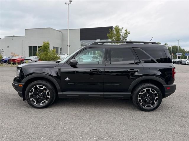 Used 2022 Black Ford Outer Banks image 4