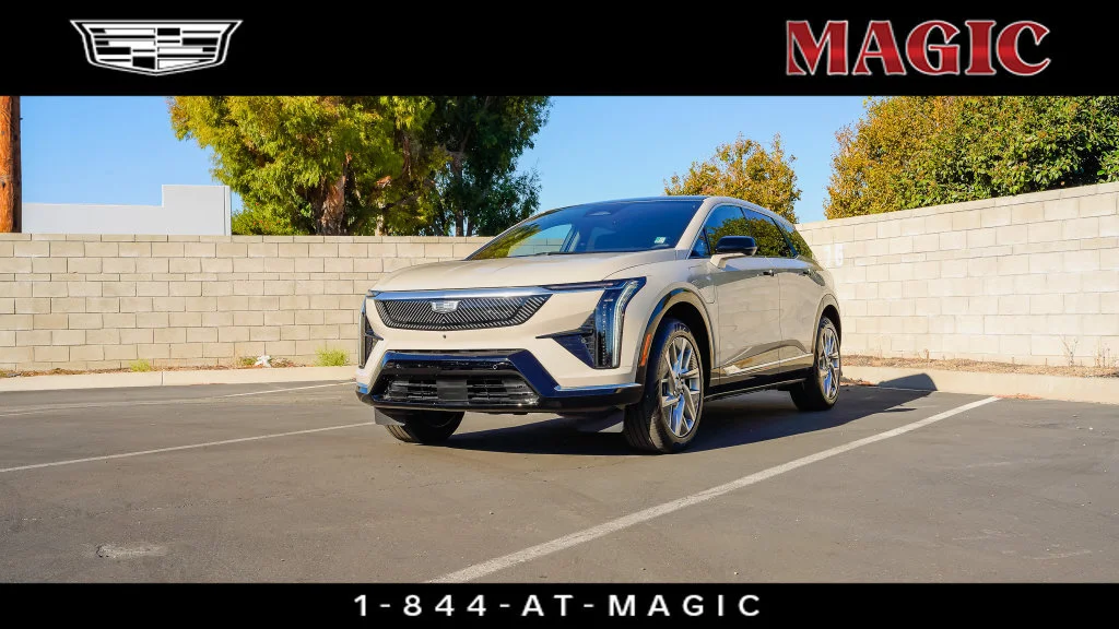 2027 Cadillac OPTIQ Premium Luxury