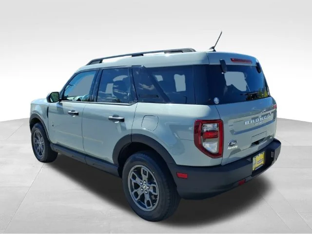 Used 2022 Green Ford Big Bend image 6