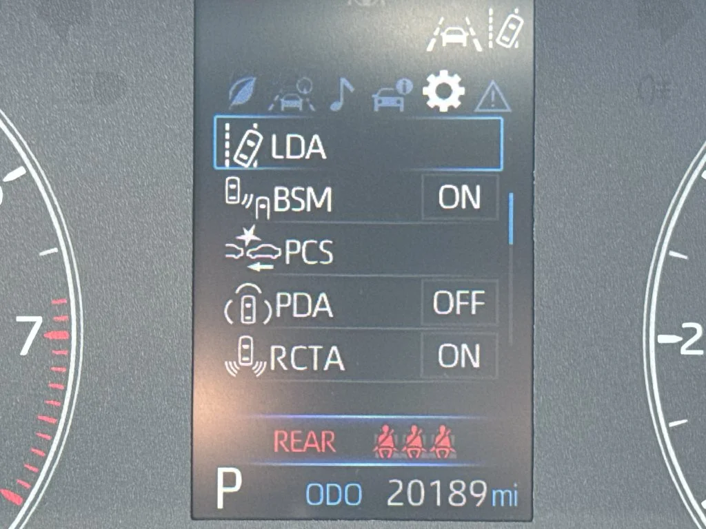 Used 2023  Toyota LE image 18