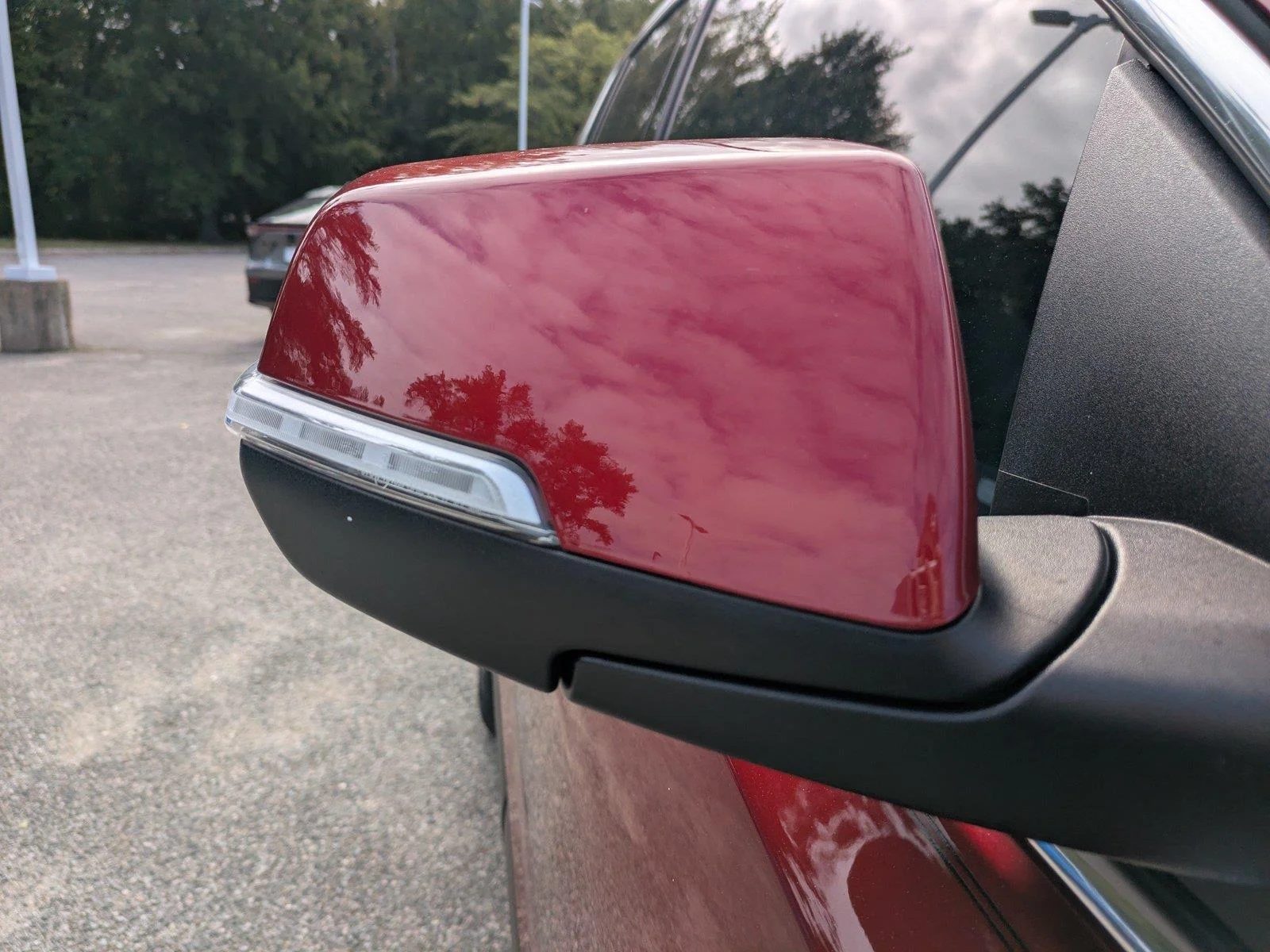 Used 2023 Volcanic Red Tintcoat GMC SLT image 12