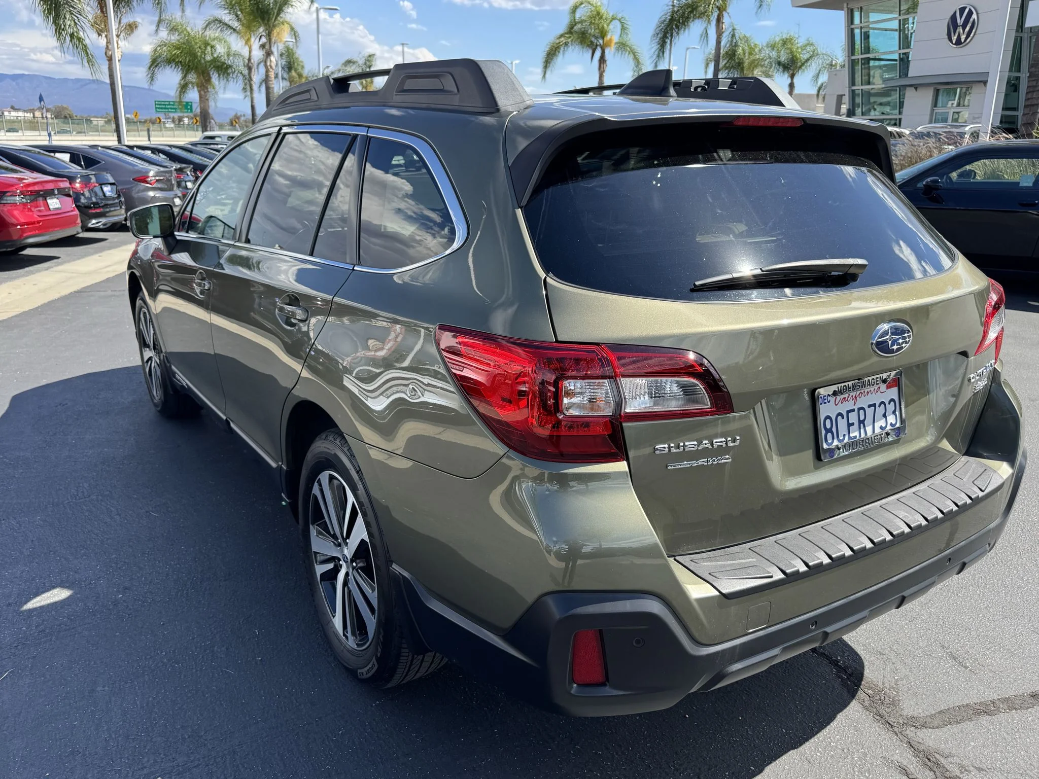 Used 2018 Wilderness Green Metallic Subaru Limited image 6
