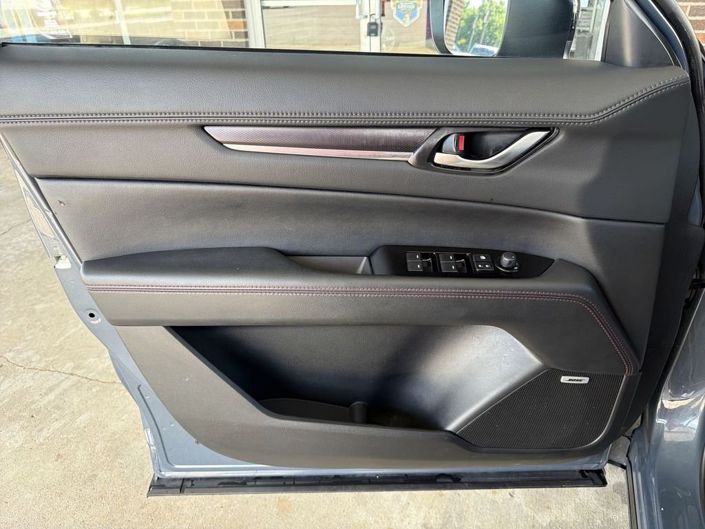 Used 2025 Gray Mazda 2.5 S Carbon Edition image 22