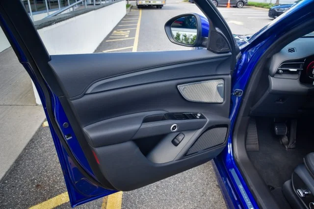 Used 2024 Blu Intenso Metallic Maserati GT image 15
