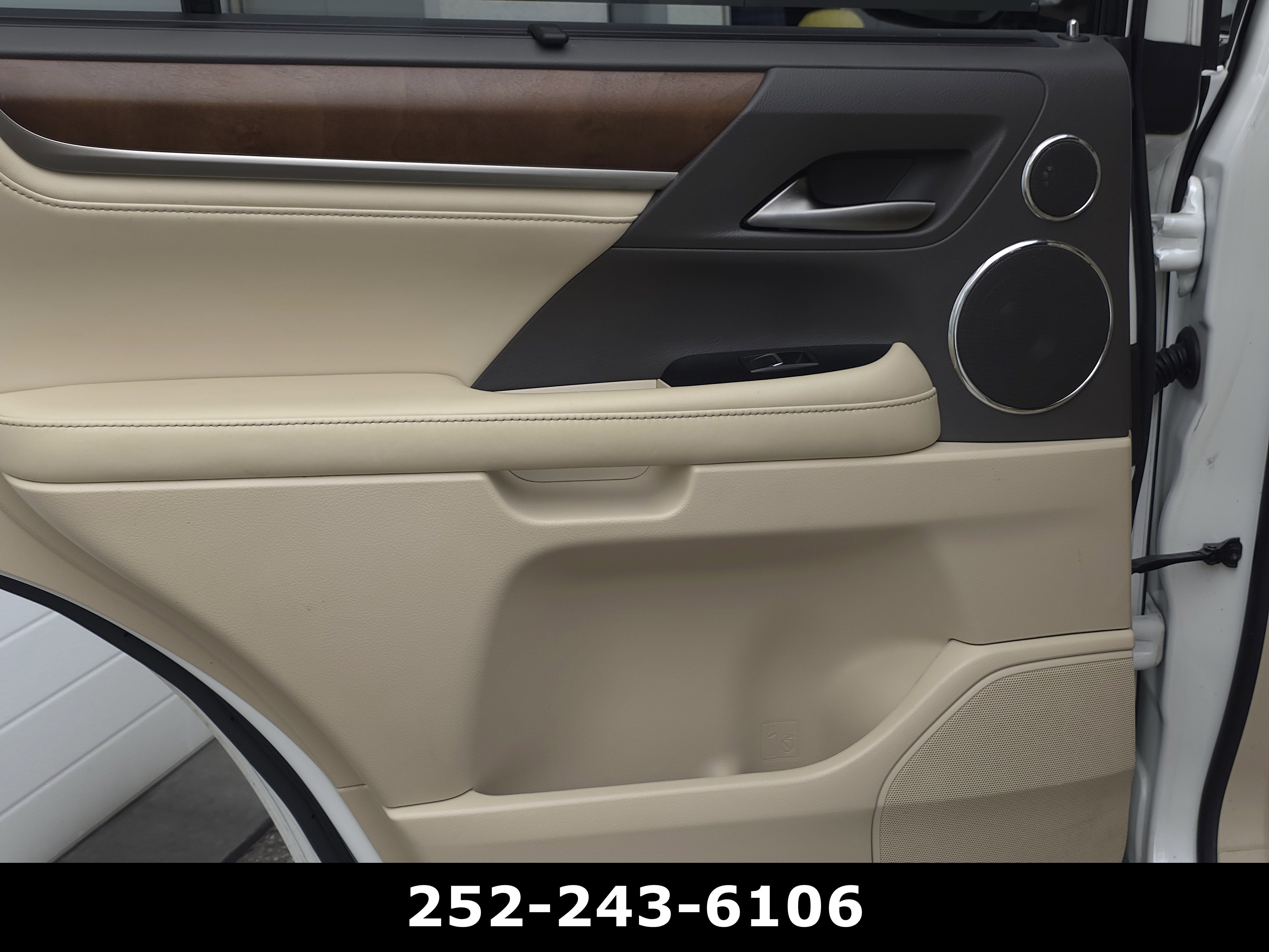 Used 2016 Starfire Pearl Lexus 570 image 38