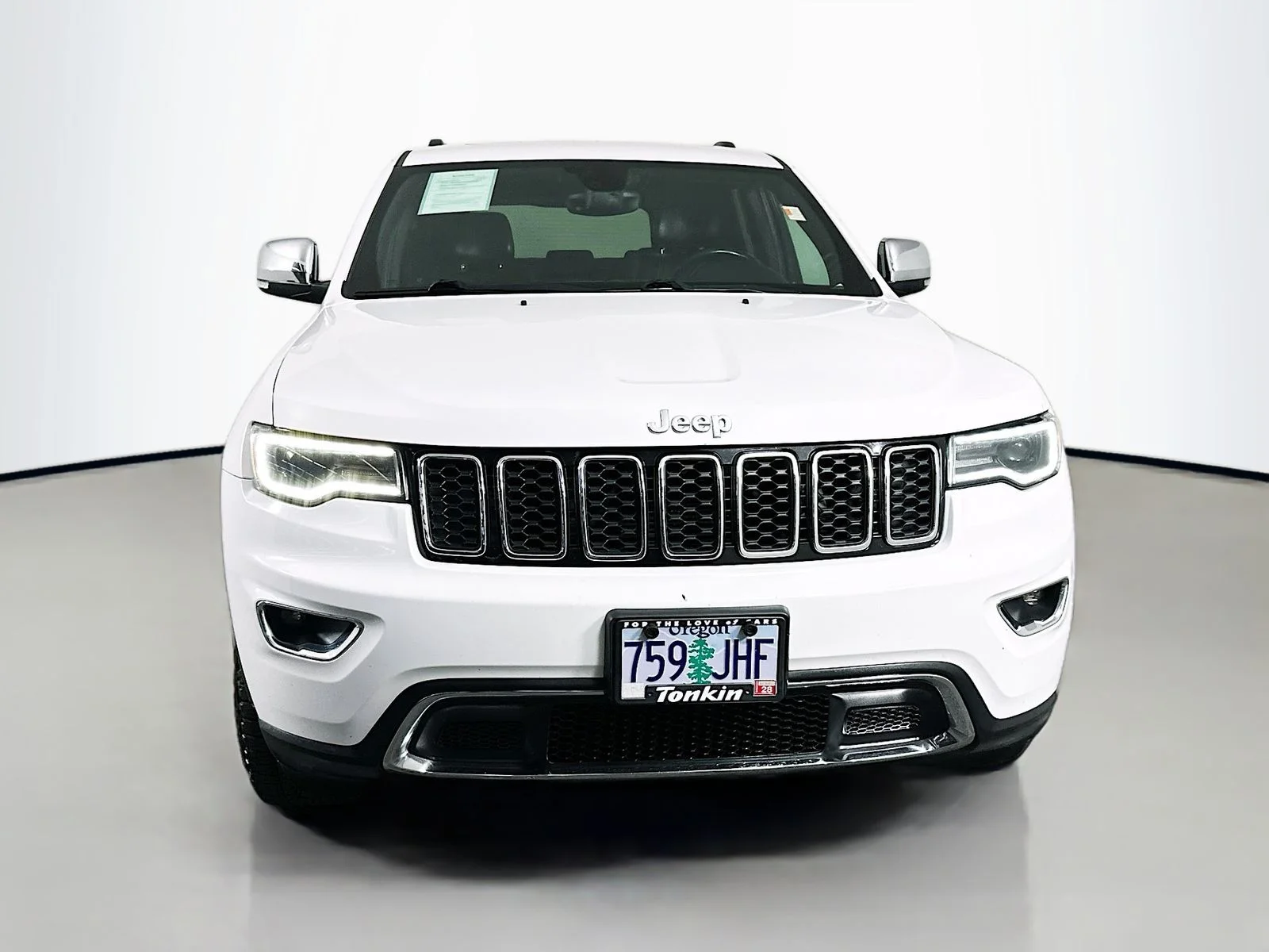 Used 2017 Bright White Clearcoat Jeep Limited image 2