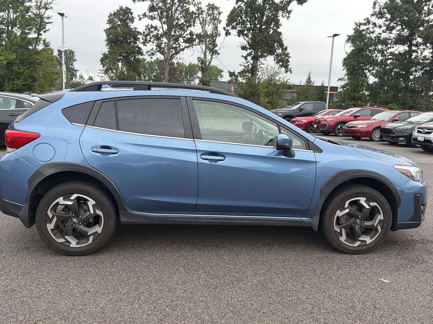 Used 2021 Horizon Blue Pearl Subaru Limited image 2