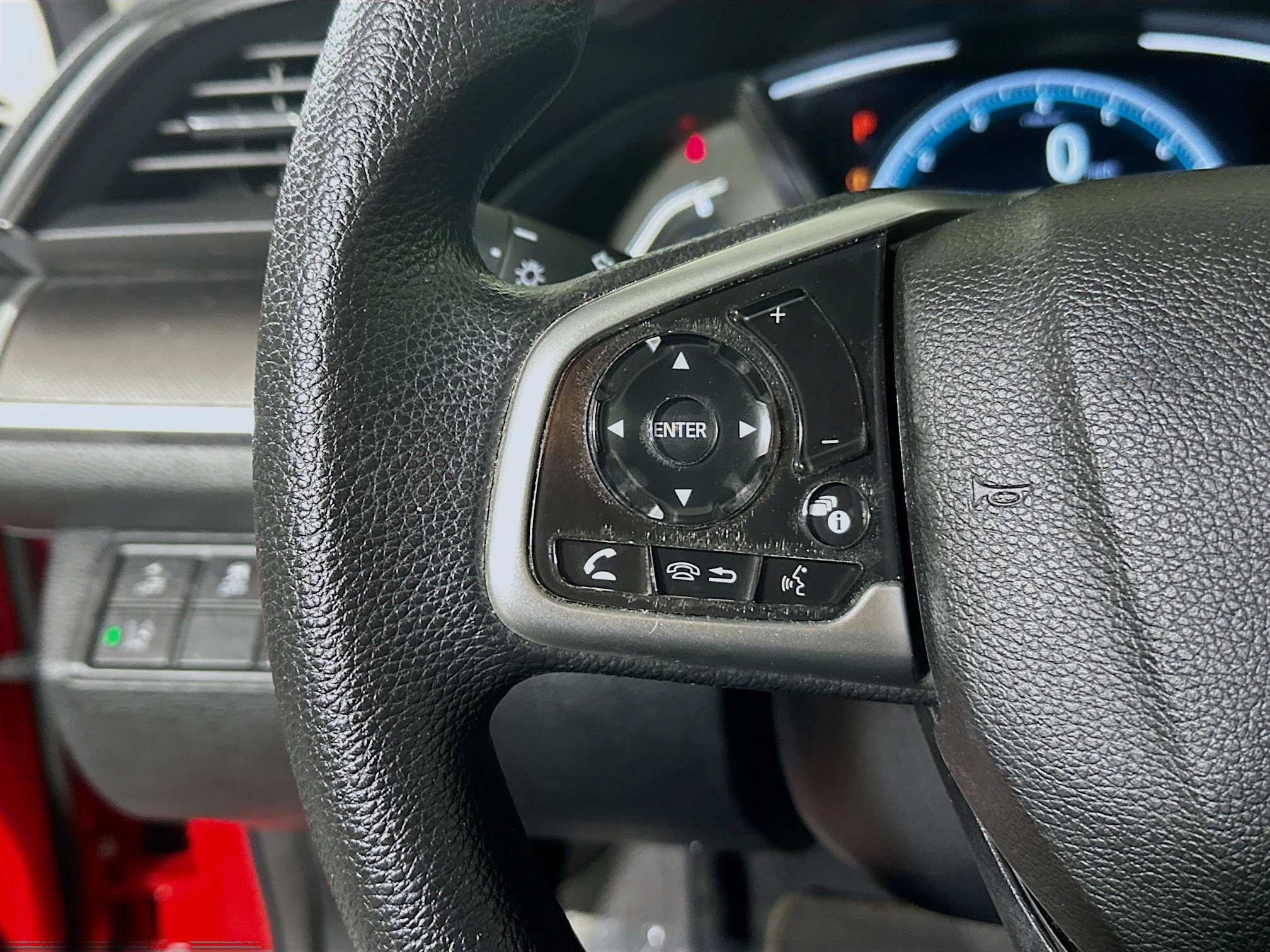 Used 2019 Red Honda LX image 16