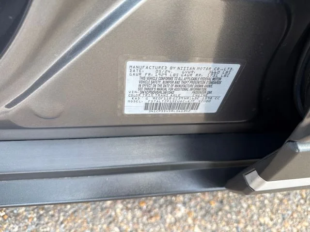 Used 2024 Gray Nissan SR image 26
