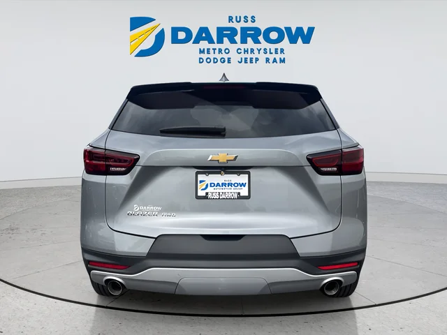 Used 2024 Gray Chevrolet LT image 4