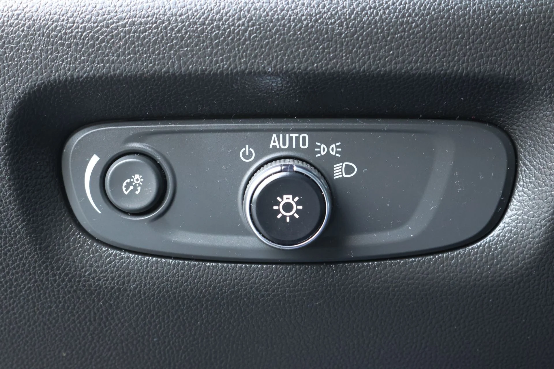 Used 2023 Red Chevrolet LT image 18