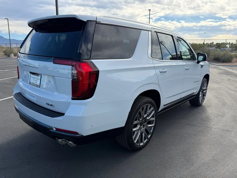 New 2026 Glacier White Tricoat GMC Denali Ultimate image 3
