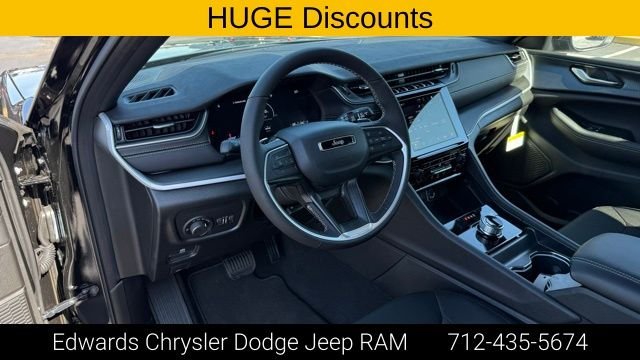 2025 Jeep Grand Cherokee L Laredo - Photo 13