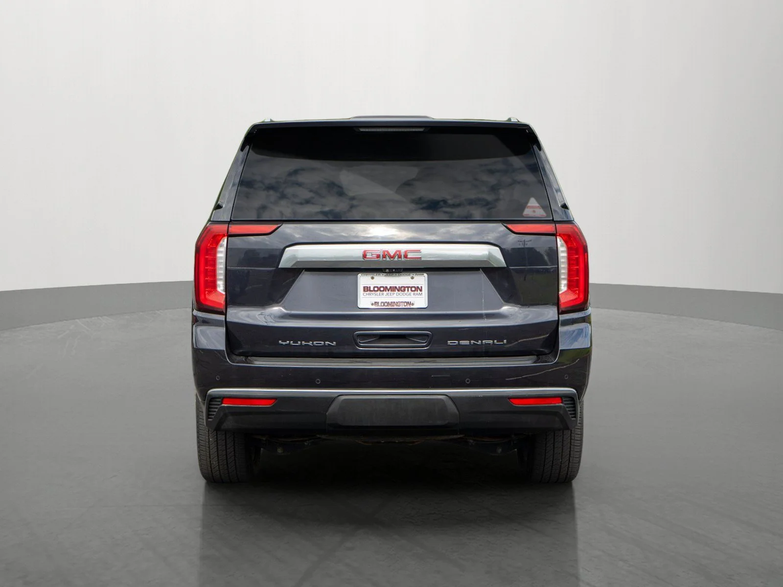 Used 2023 Titanium Rush Metallic GMC Denali image 6