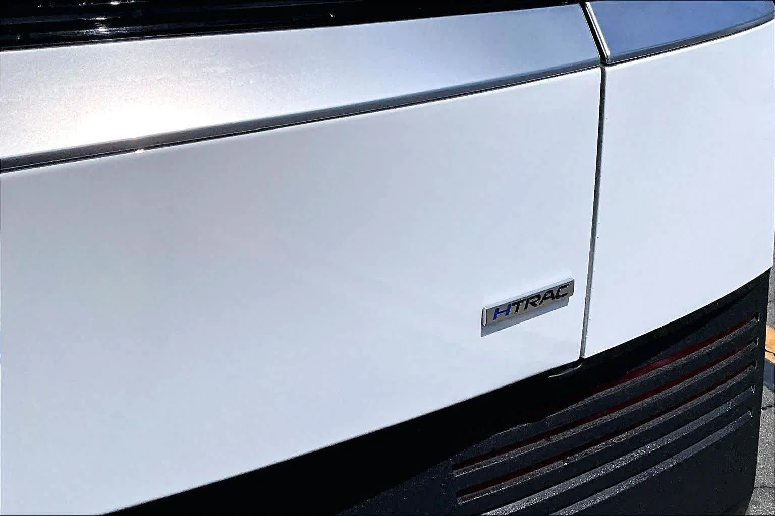 Used 2022 Atlas White Hyundai SEL image 9