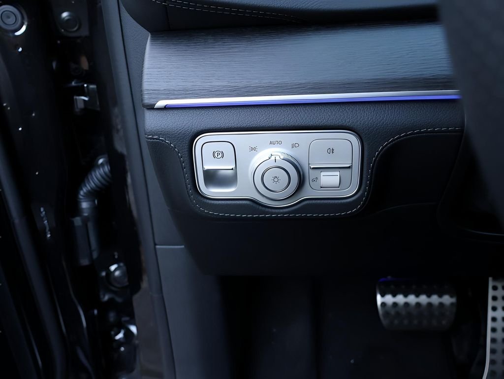 2026 Mercedes-Benz GLE AMG GLE 53 - Photo 40