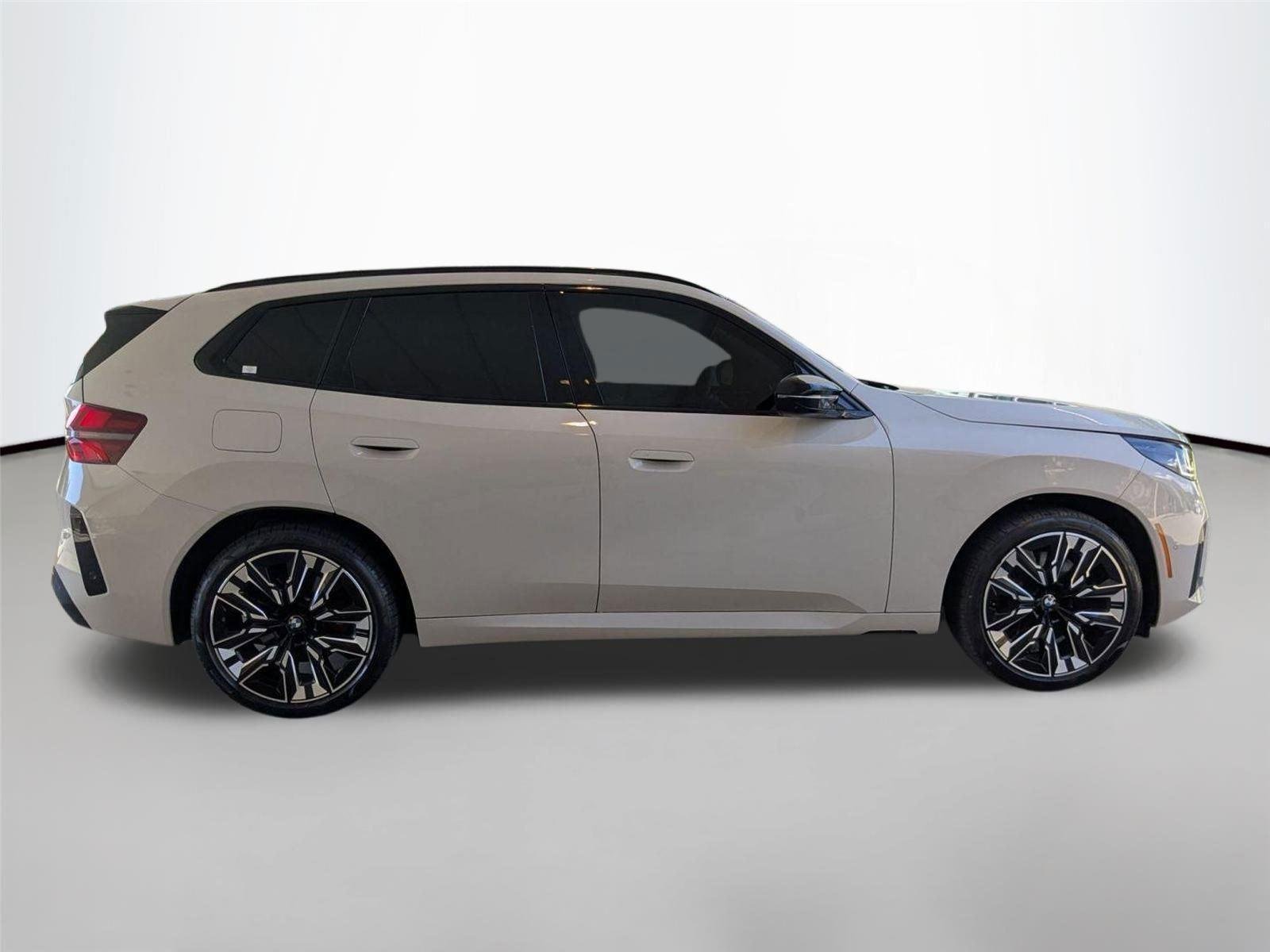 Used 2025 Dune Grey Metallic BMW M50 xDrive image 4