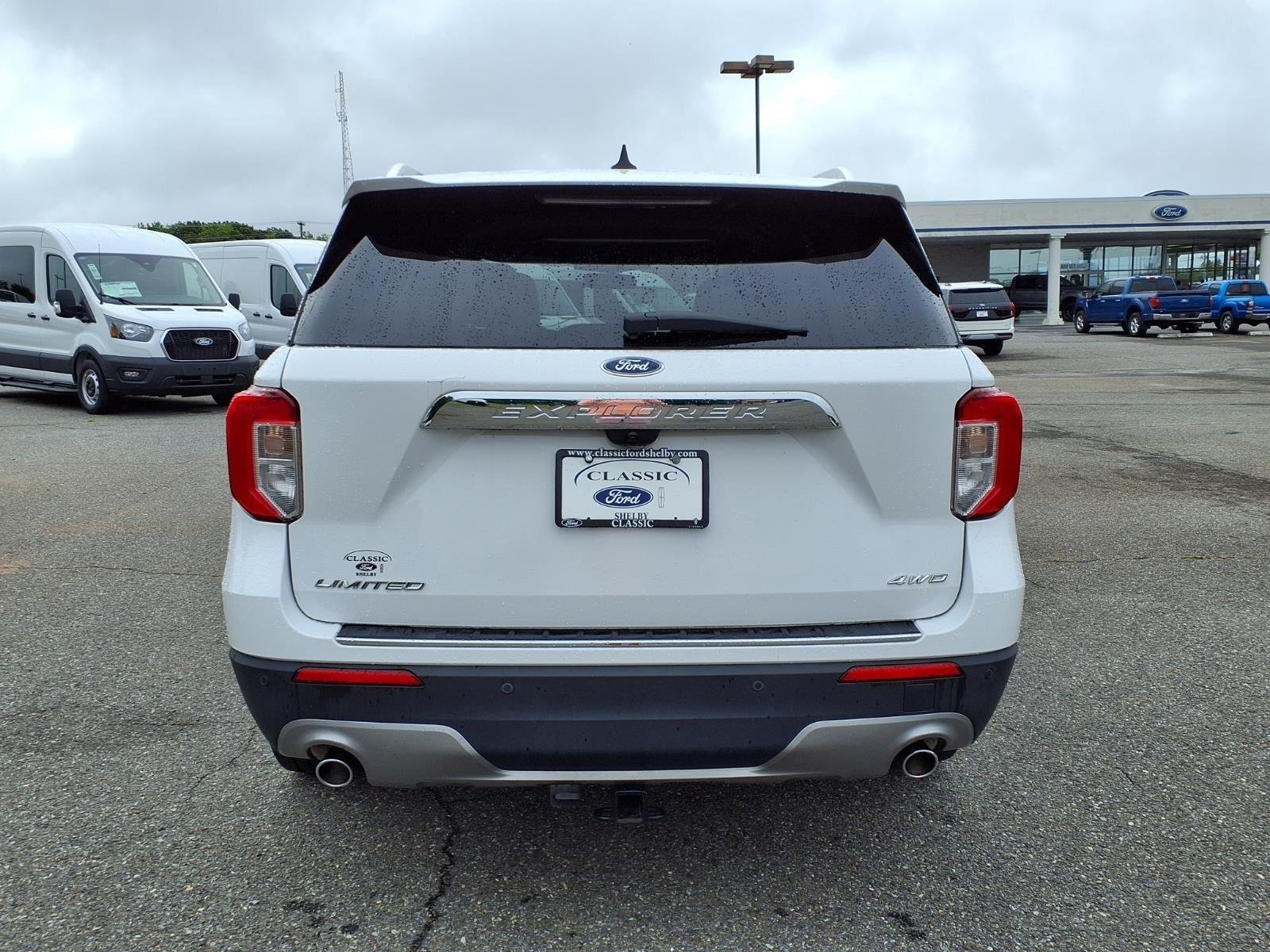 Certified Used 2021 Oxford White Ford Limited image 9