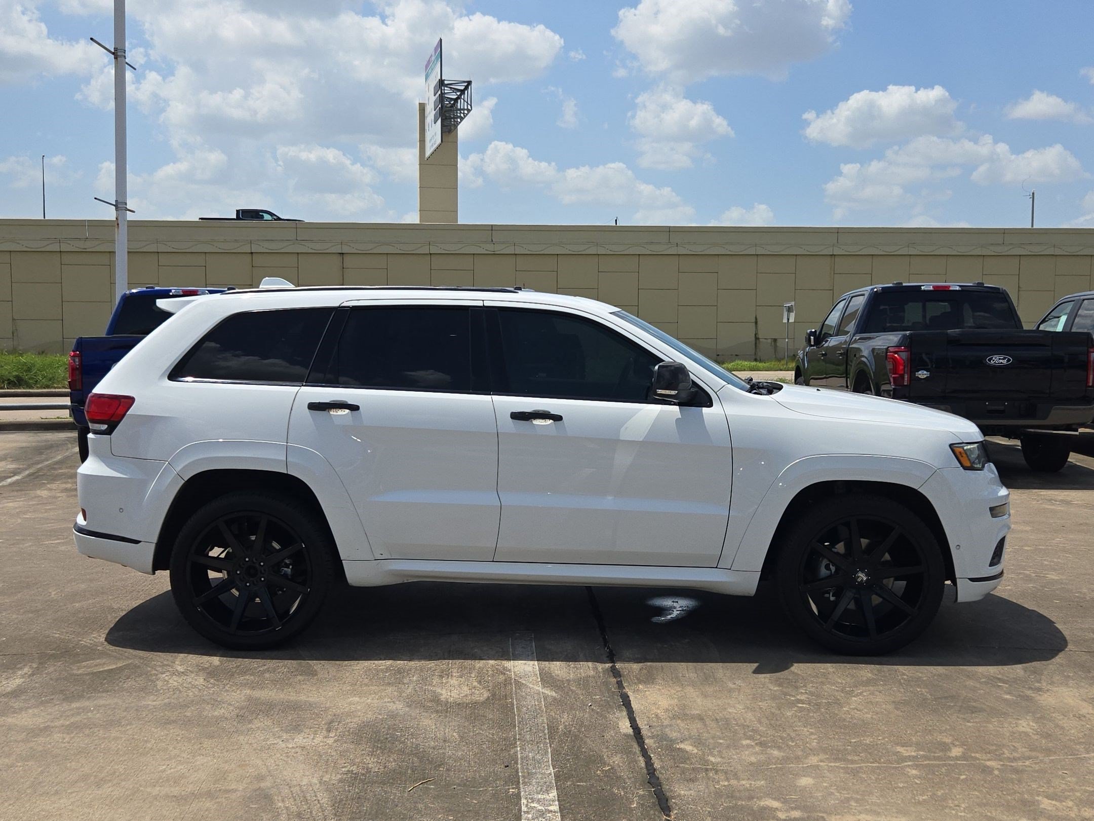 Used 2021 Bright White Clearcoat Jeep Overland image 2