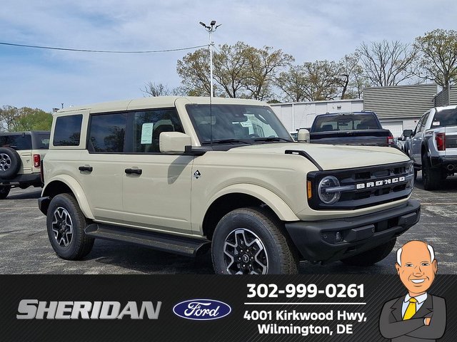 2026 Ford Bronco Outer Banks®
