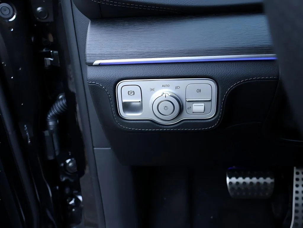 Used 2026 Black Mercedes-Benz GLE 53 AMG® image 40