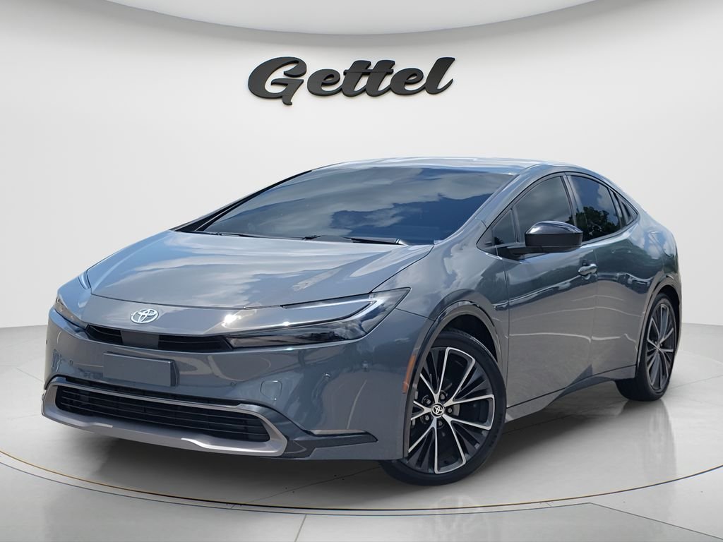 2024 Toyota Prius XLE FWD's photo