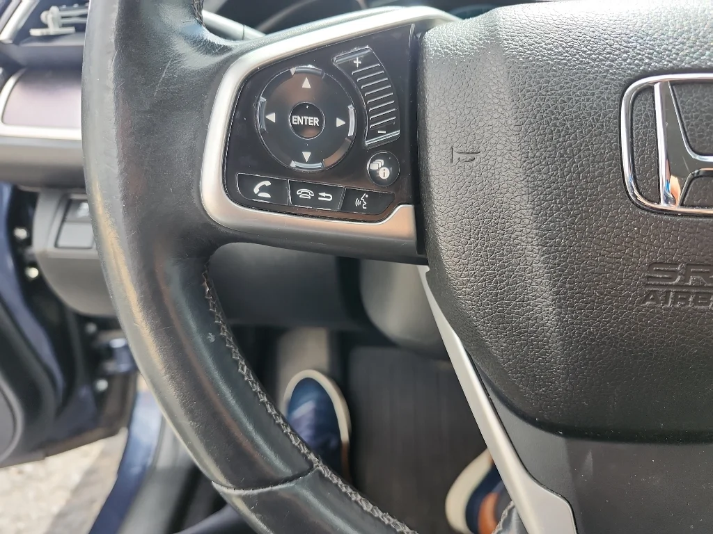Used 2018 Modern Steel Metallic Honda EX-L image 21