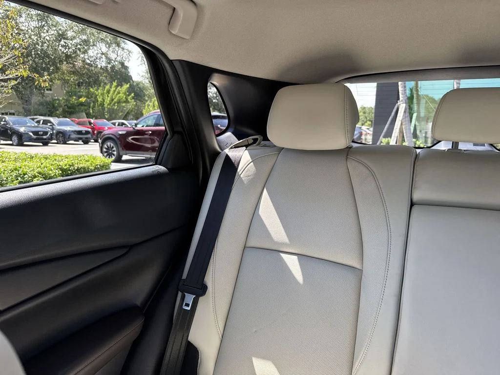 Used 2021 Machine Gray Metallic Mazda Premium image 17