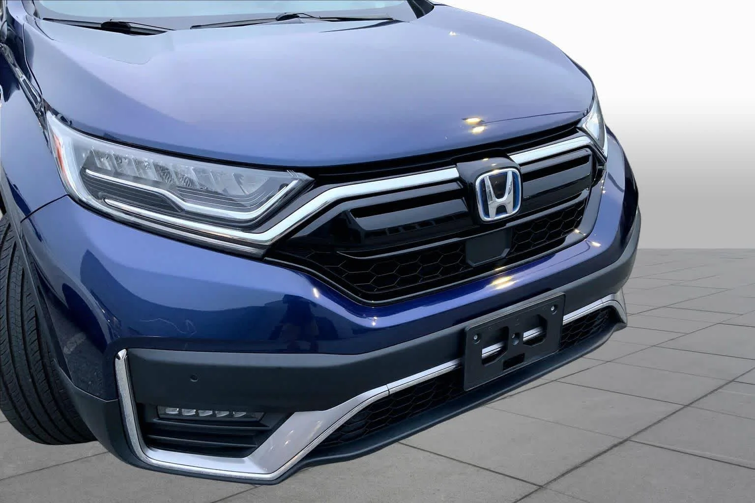 Used 2022 Obsidian Blue Pearl Honda Touring image 27