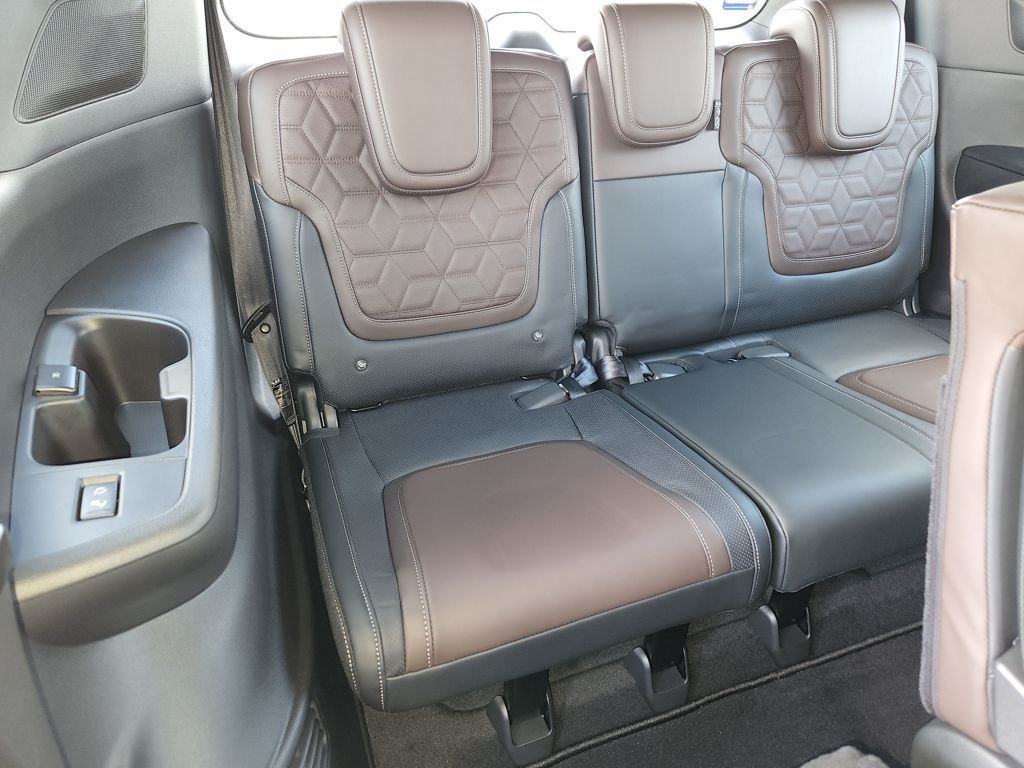 New 2026 Aspen White TriCoat Nissan Platinum image 10
