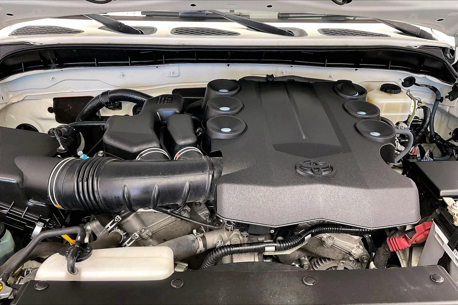 Used 2014 Iceberg Toyota  image 9