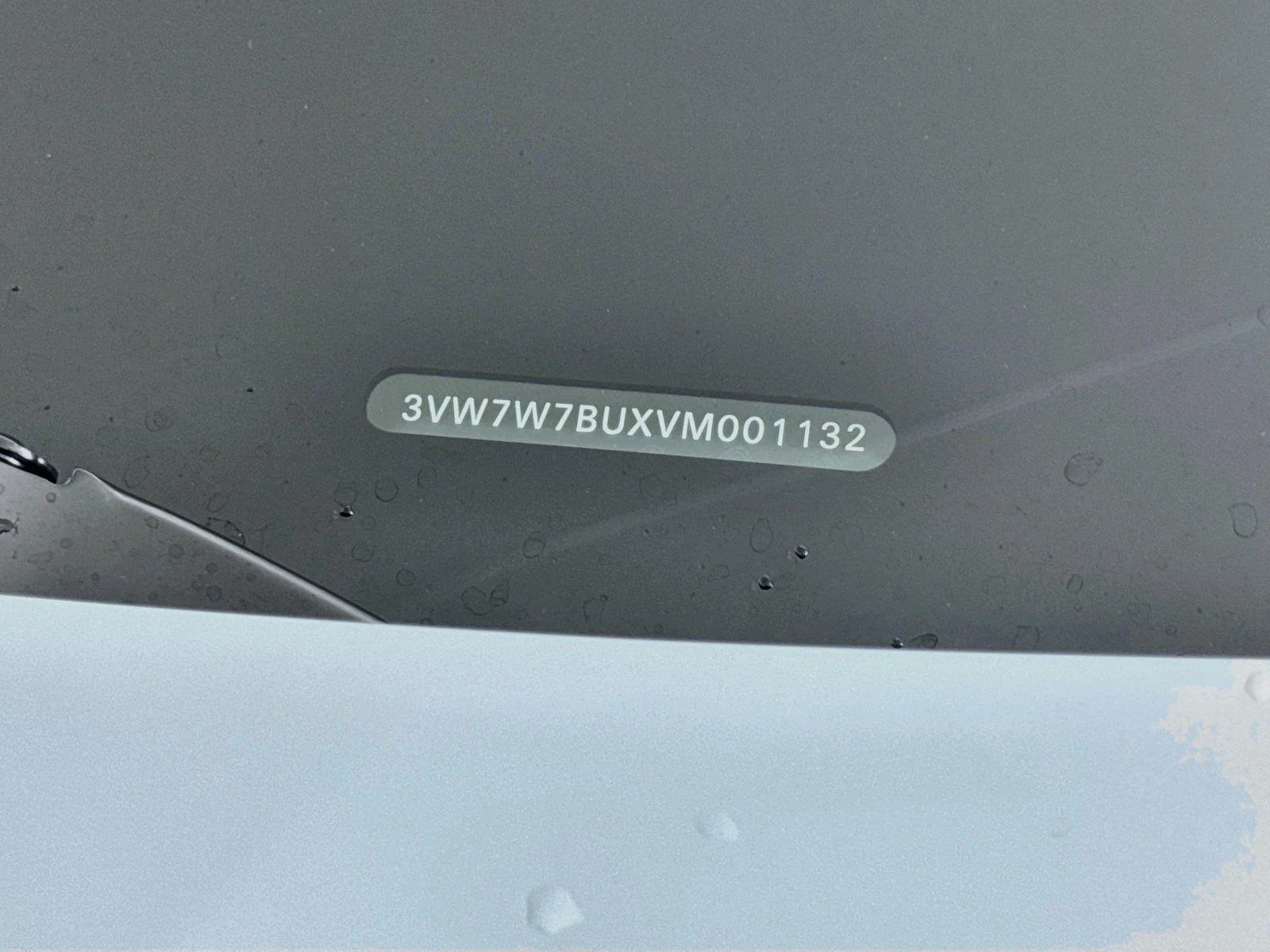 New 2027 GRAY Volkswagen SE image 31