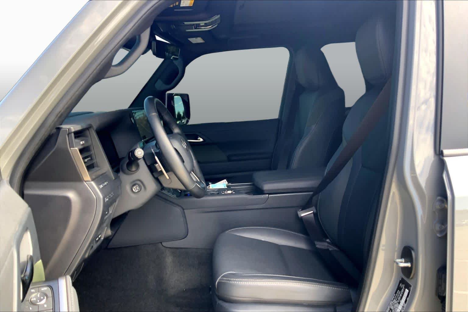 Used 2025 Incognito Lexus Overtrail image 8