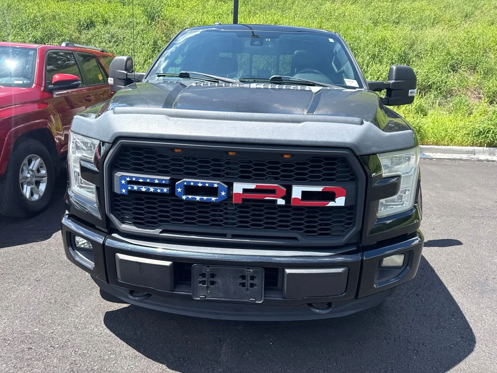 Used 2015 Black Ford Lariat image 1