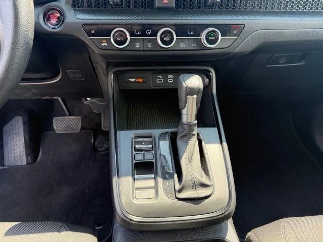Used 2024  Honda EX image 31