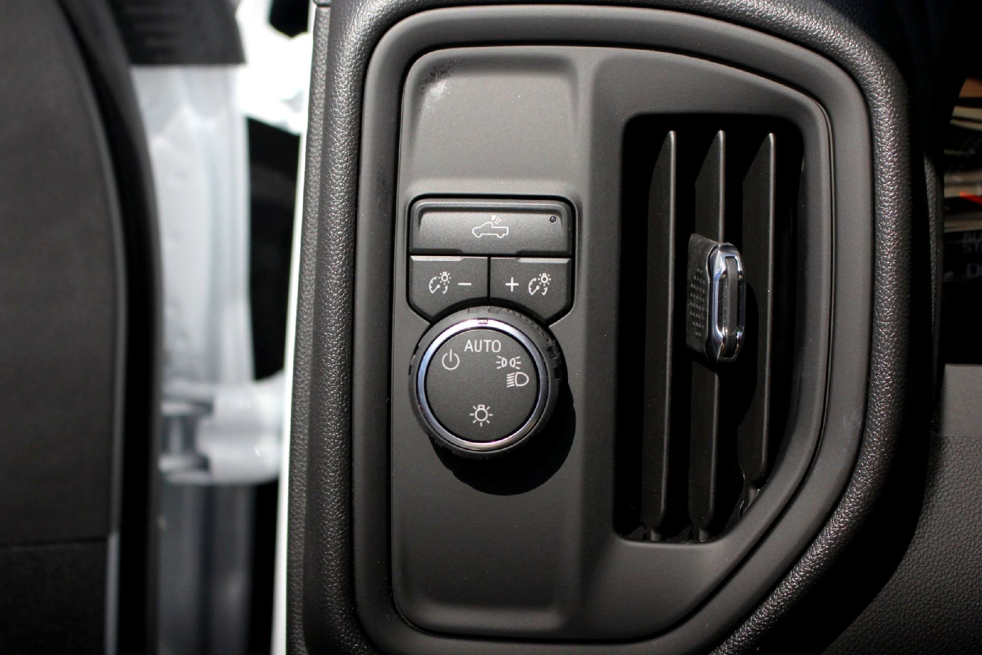 2026 Chevrolet Silverado 1500 Work Truck - Photo 11