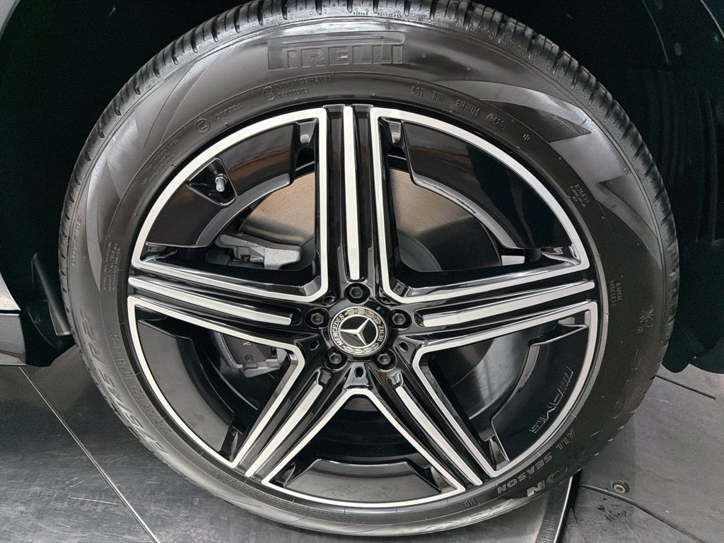 New 2027 Obsidian Black Metallic Mercedes-Benz GLE 450 image 85