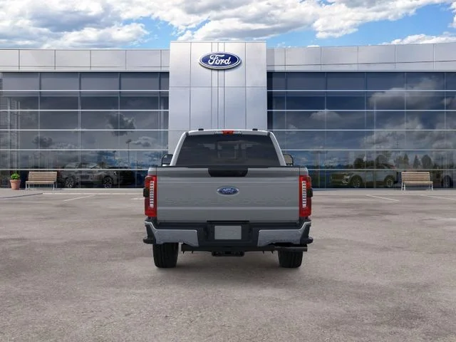New 2026 Avalanche Ford XLT image 5