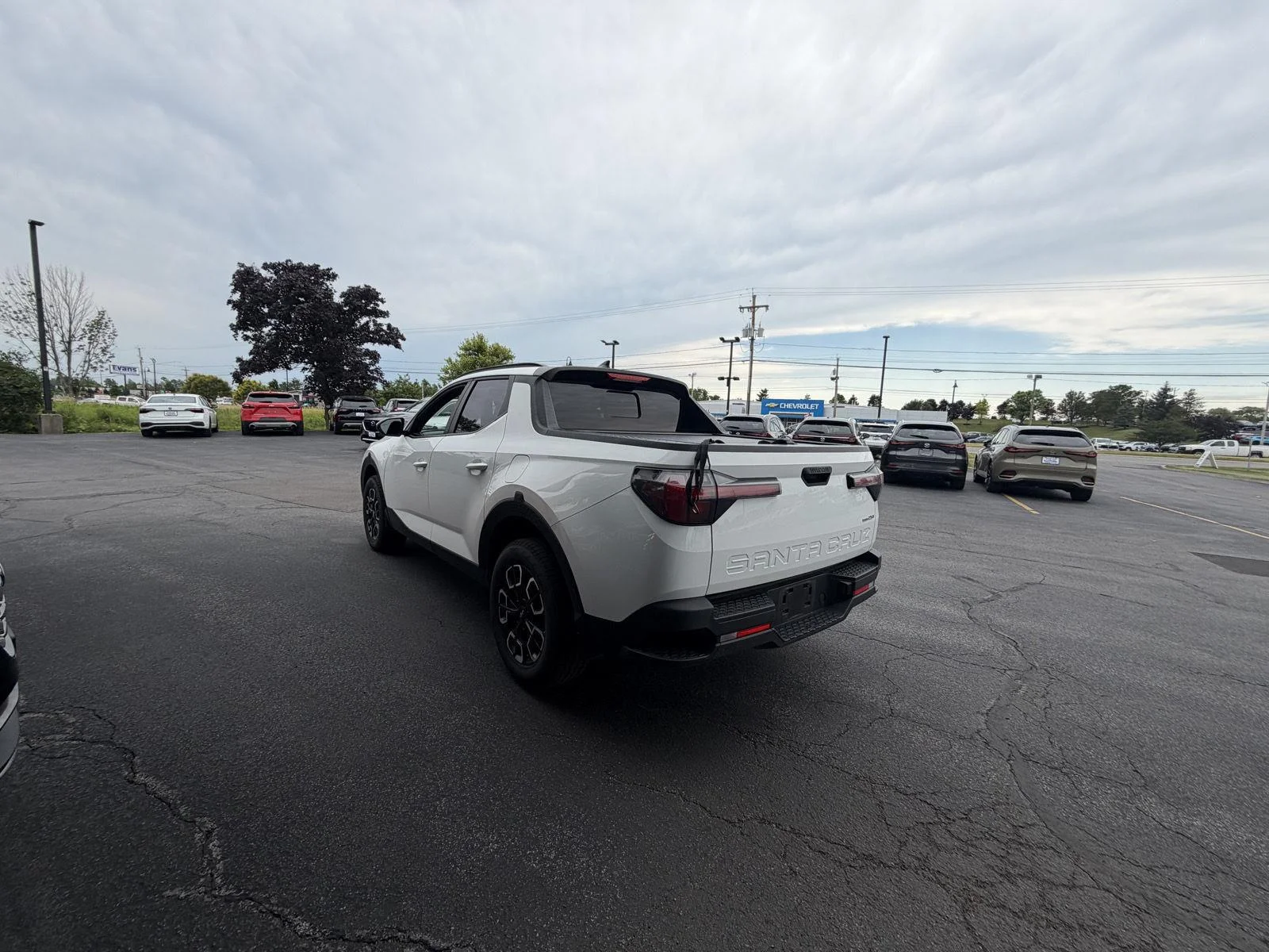 Used 2022 Ice White Hyundai SEL Premium image 5